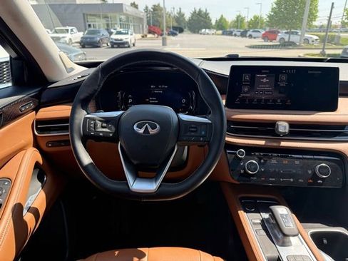 Certified 2025 INFINITI QX60 Sensory w/ Vision Package AWD/4WD image 6