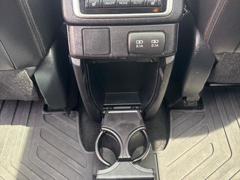 Used 2019 Subaru Ascent Limited w/ Popular Package #3 AWD/4WD image 28