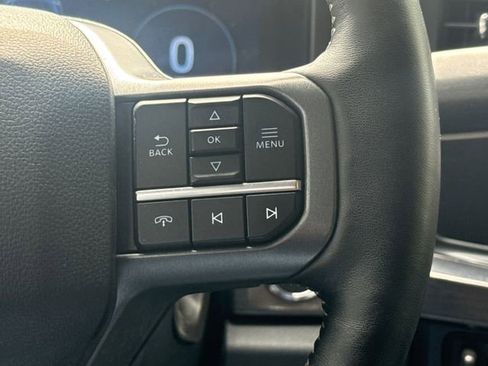 Used 2024 Ford F250 Lariat w/ Sport Appearance Package AWD/4WD image 27