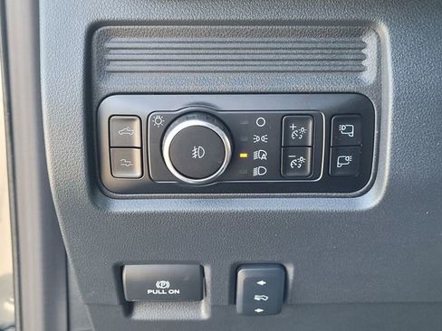 New 2026 Ford F250 Platinum w/ Tremor Off-Road Package image 9