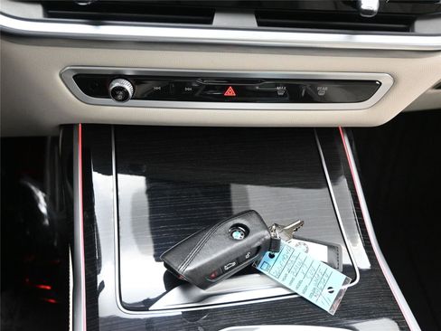 Used 2023 BMW X7 M60i w/ Executive Package image 14