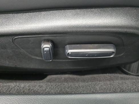 Used 2024 Honda Accord Touring image 10