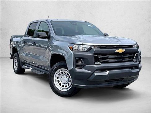 Certified 2026 Chevrolet Colorado W/T RWD image 12