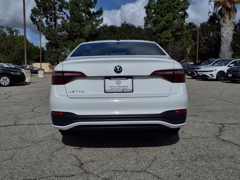 Used 2023 Volkswagen Jetta Sport image 19