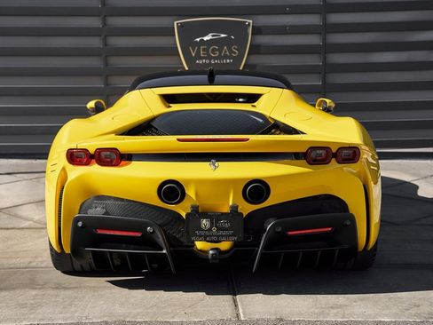 Used 2022 Ferrari SF90 Stradale image 21