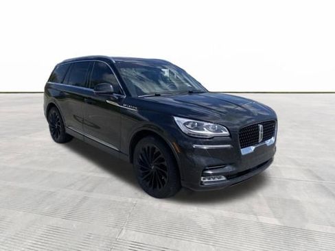 Used 2022 Lincoln Aviator Reserve w/ Equipment Group 201A AWD/4WD image 9