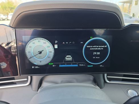 New 2025 Hyundai Elantra SEL image 29