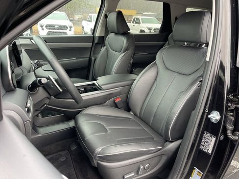 Used 2025 Hyundai Palisade SEL image 17