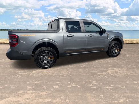 Used 2025 Ford Maverick Tremor AWD/4WD image 2