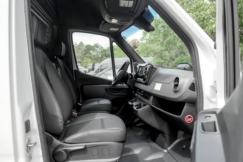 New 2026 Mercedes-Benz Sprinter 2500 image 18