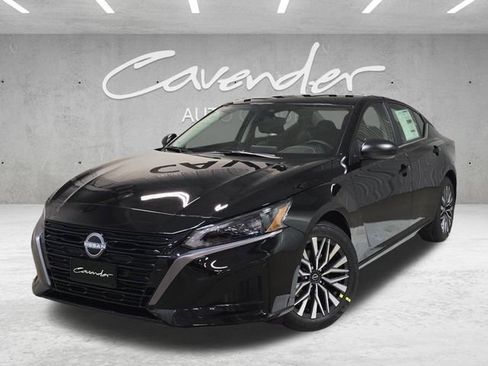 New 2026 Nissan Altima 2.5 SV FWD image 1