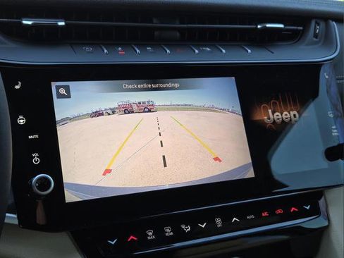 New 2026 Jeep Grand Cherokee Limited AWD/4WD image 14