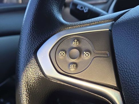 Used 2020 Chevrolet Traverse LS FWD image 24