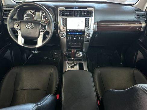 Used 2022 Toyota 4Runner Limited AWD/4WD image 12