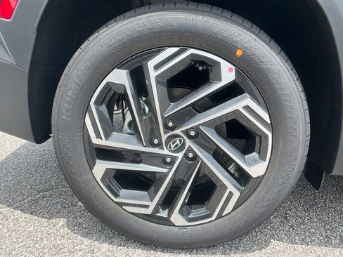 New 2025 Hyundai Tucson Limited image 22