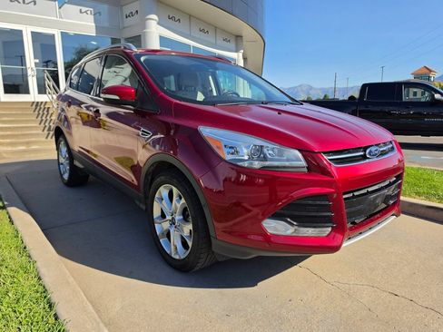 Used 2014 Ford Escape Titanium w/ Equipment Group 401A AWD/4WD image 3