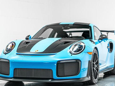 Used 2019 Porsche 911 GT2 RS RWD image 5