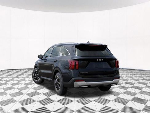 Used 2026 Kia Sorento S w/ S Panoramic Sunroof Package FWD image 7