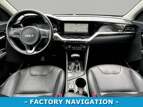 Used 2022 Kia Niro EX Premium FWD image 7
