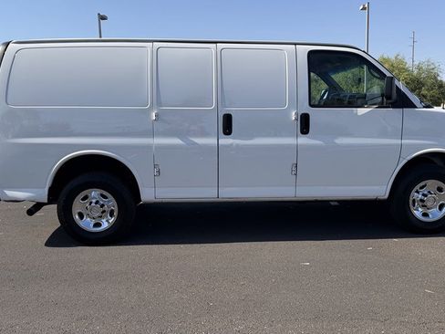 Used 2013 Chevrolet Express 2500 RWD image 7