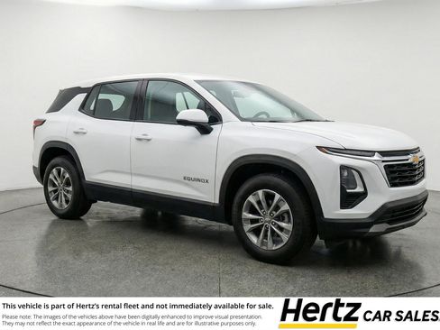 Used 2025 Chevrolet Equinox LT image 1