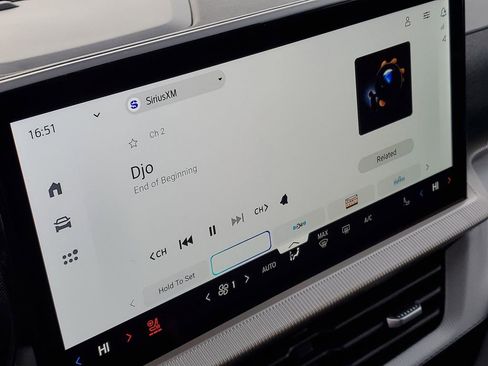 New 2026 Ford Explorer Active w/ Active Comfort Package image 15