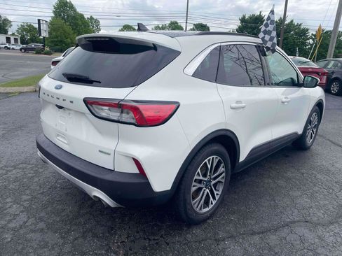 Used 2020 Ford Escape SEL FWD image 4