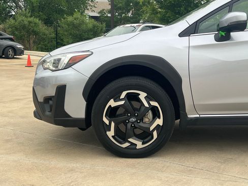 Used 2023 Subaru Crosstrek 2.5i Limited w/ Moonroof Package AWD/4WD image 8
