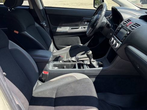 Used 2016 Subaru Crosstrek 2.0i Premium AWD/4WD image 22