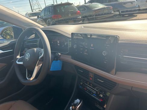 New 2026 Volkswagen Jetta SEL image 25