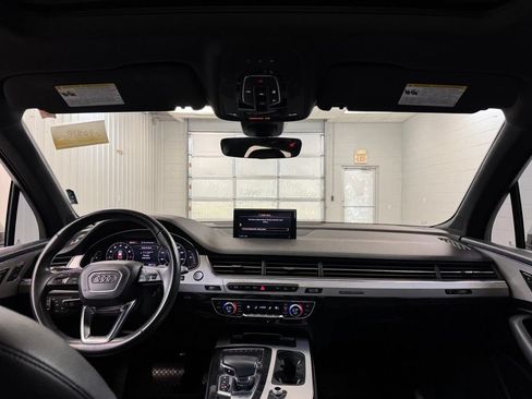 Used 2018 Audi Q7 2.0T Premium Plus AWD/4WD image 28