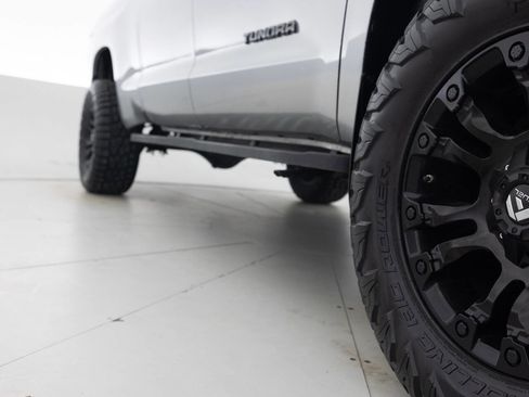 Used 2015 Toyota Tundra SR5 w/ SR5 Upgrade Package image 26