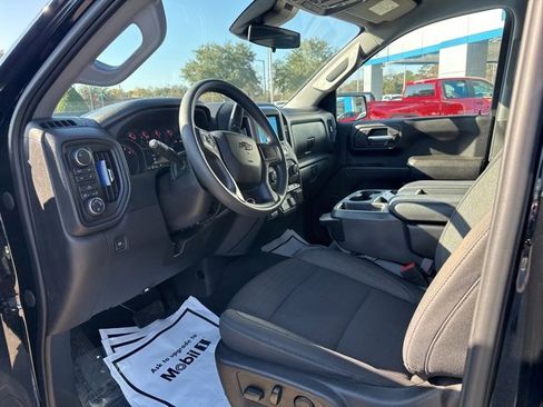 Used 2023 Chevrolet Silverado 1500 Custom Trail Boss w/ LPO, Dark Essentials Package image 9