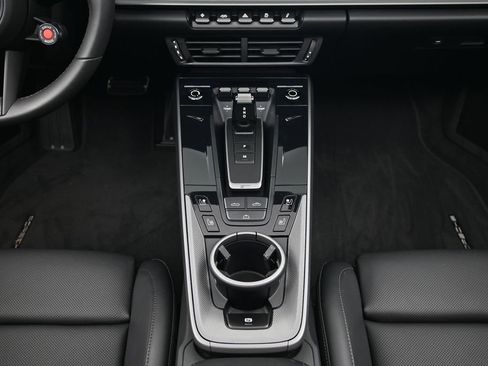 Certified 2025 Porsche 911 Carrera RWD image 8