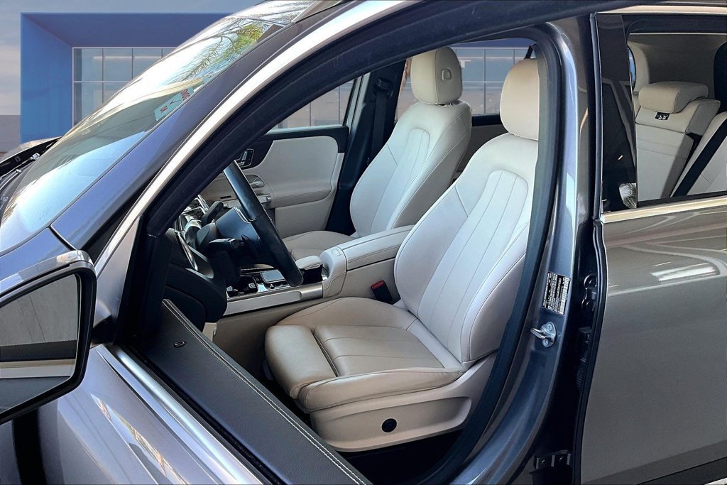 Used 2021 Mercedes-Benz GLB 250 image 14
