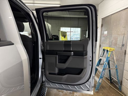 Used 2018 Ford F150 XLT w/ Equipment Group 302A Luxury image 24