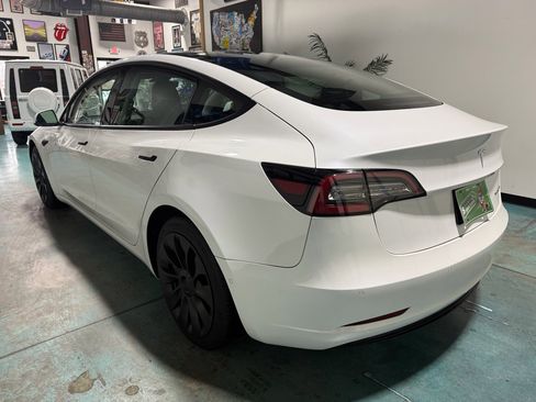 Used 2021 Tesla Model 3 Long Range image 4