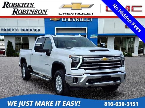 Used 2025 Chevrolet Silverado 3500 LTZ w/ LTZ Convenience Package AWD/4WD image 1