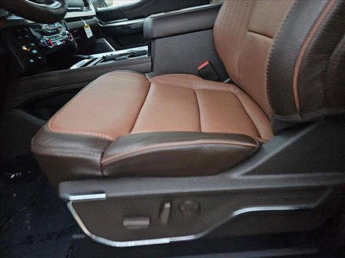 New 2025 Ford F250 King Ranch w/ Chrome Package image 4