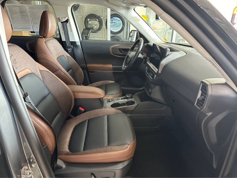 Used 2025 Ford Bronco Sport Outer Banks w/ Outer Banks Tech Package+ image 39