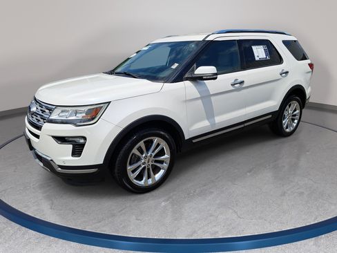 Used 2019 Ford Explorer Limited w/ Class III Trailer Tow Package AWD/4WD image 1