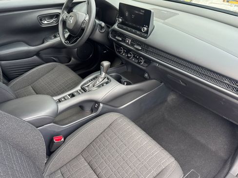 Used 2024 Honda HR-V LX image 33