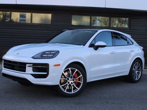 New 2026 Porsche Cayenne S image 1