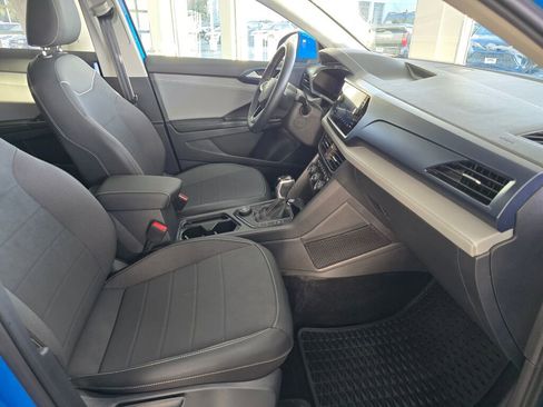 Used 2024 Volkswagen Taos SE image 44