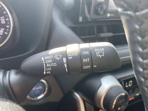 Used 2021 Toyota RAV4 XLE w/ XLE Grade Weather Package AWD/4WD image 30