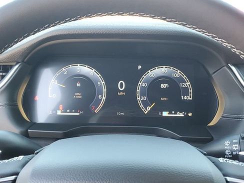 New 2025 Jeep Grand Cherokee Limited image 9