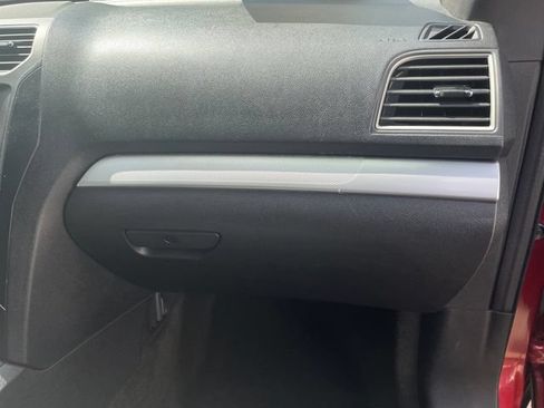 Used 2017 Ford Explorer XLT w/ Equipment Group 202A FWD image 43