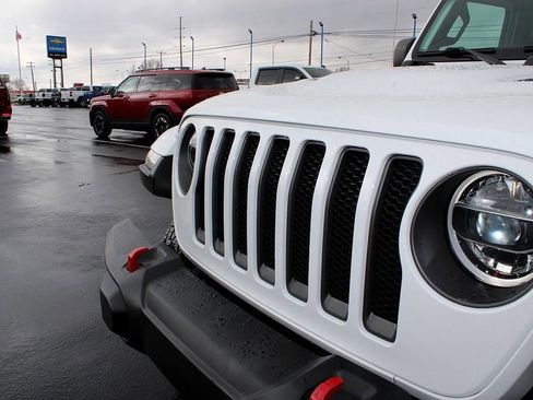 Used 2022 Jeep Wrangler Unlimited Rubicon w/ LED Lighting Group image 17