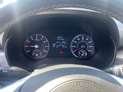 Used 2021 Kia Telluride EX w/ EX Premium Package image 10