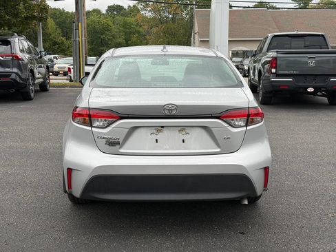 Used 2023 Toyota Corolla LE FWD image 4